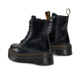 DR.MARTENS